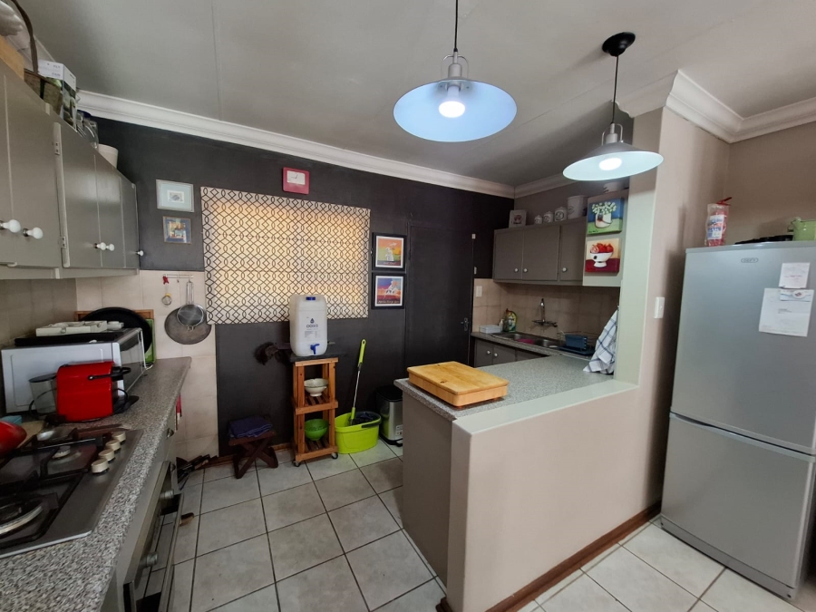 3 Bedroom Property for Sale in Langenhovenpark Free State